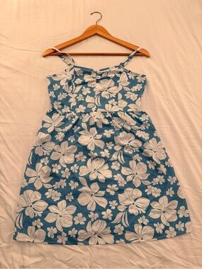 SHEIN Blue and White Floral Midi Dress
